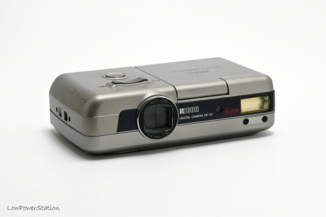 最初に買ったコンデジ「リコーDC-3Z」には感激した - 和田哲哉