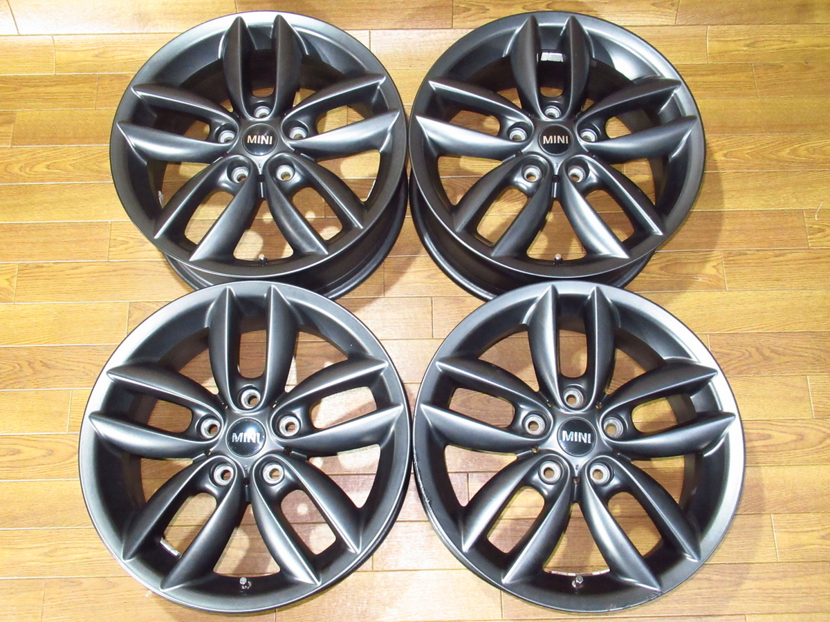 BMW(R60)ミニMINIクロスオーバー純正17インチアルミホイールのサイズ