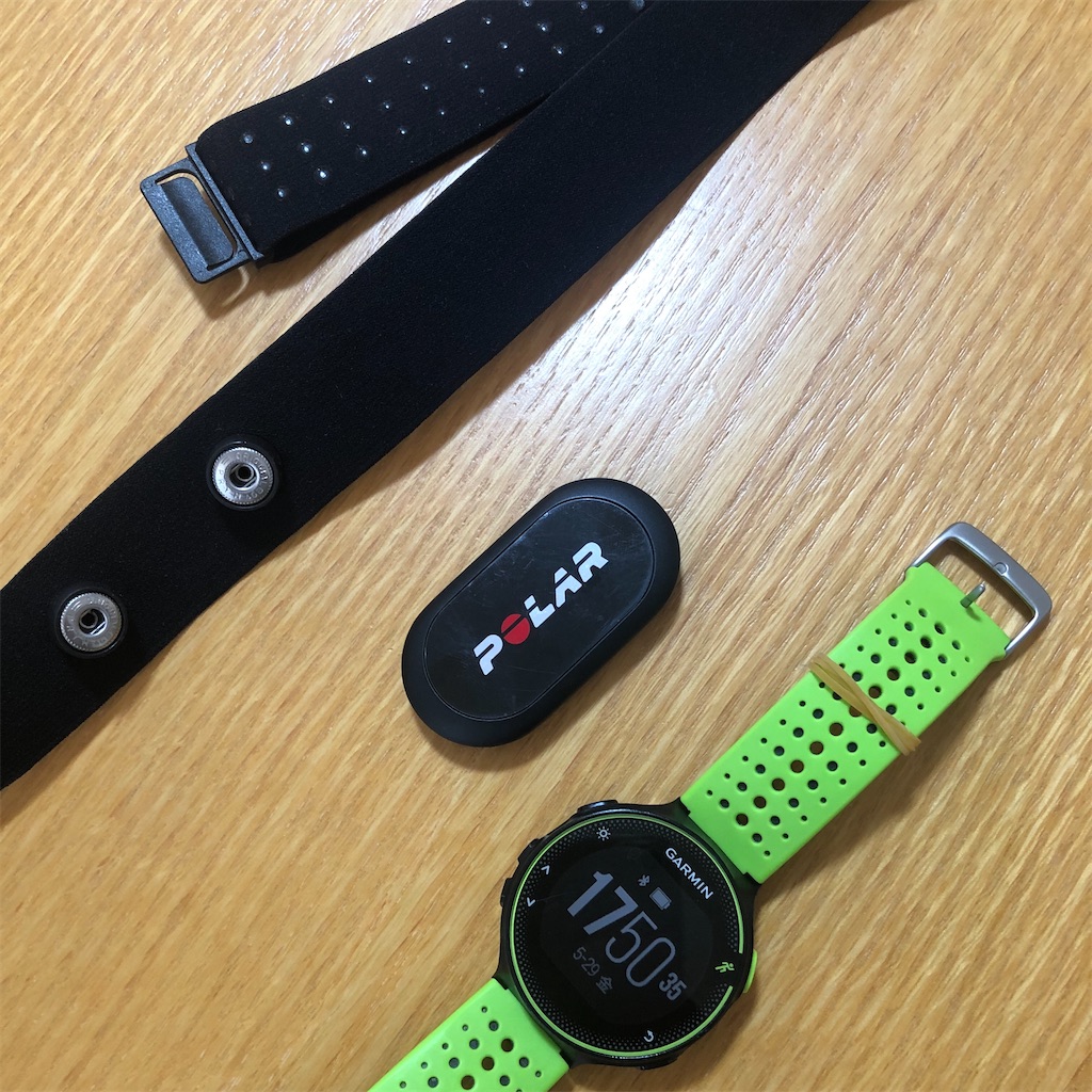 胸バンド型心拍センサー「POLAR H10」。心拍を基準としたマラソン