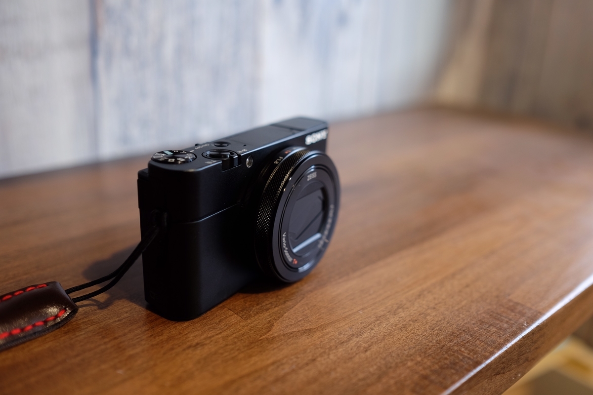 今さらSONY RX100M5を買った件 - やまじー録