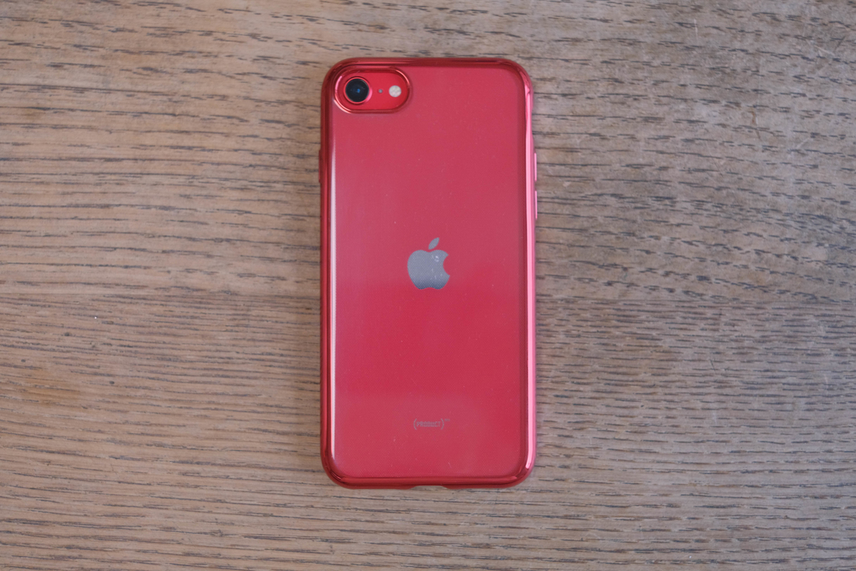 iPhone8からSE（第2世代）まで約4年間使用した携帯ケースが破損