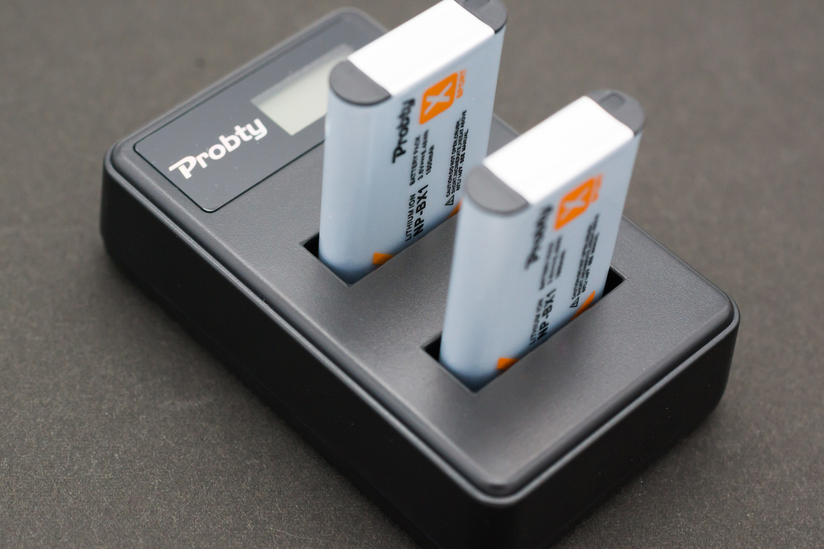 RX100M7 予備バッテリーは必要か？ - その瞬間を切り撮る