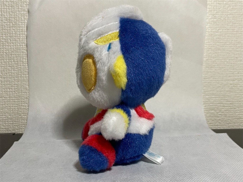 希少 美品 ウルトラマントリガー ふわふわ お座り ぬいぐるみ M78