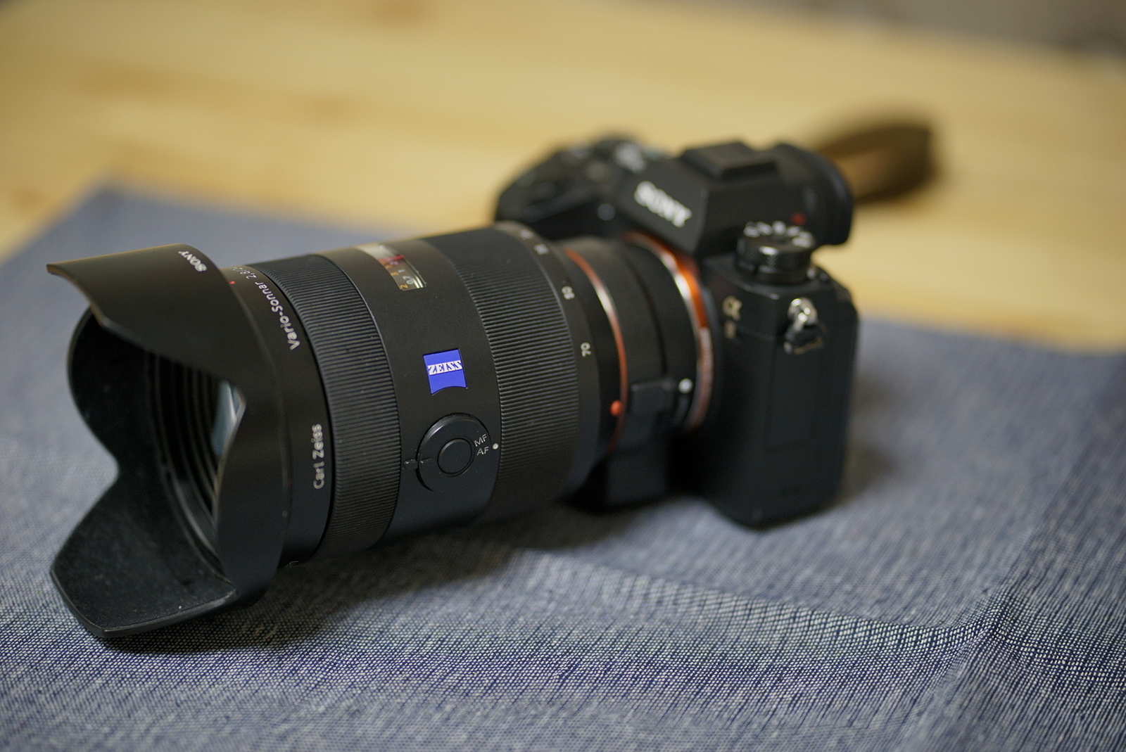Vario-Sonnar T＊ 24-70mm F2.8 ZA SSM SAL2470Zというレンズ - あの