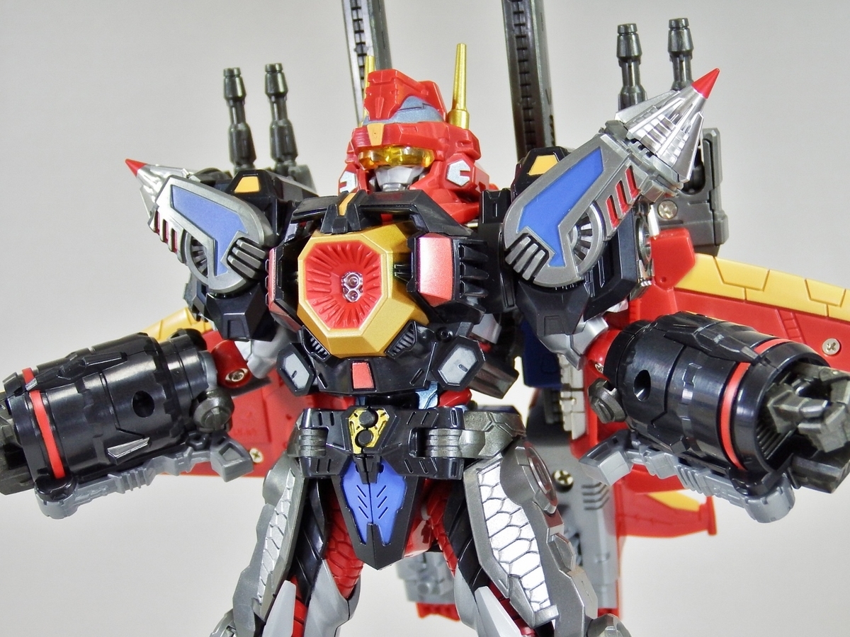 ダイアクロン/グリッドマンユニバース01 超神合体バトルスグリッドマン