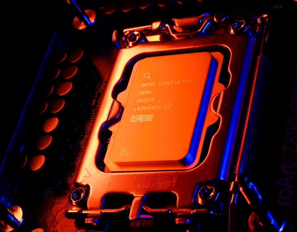 最先端技術を堪能せよ！】インテル社 「Core Ultra 9 285K」をレビュー
