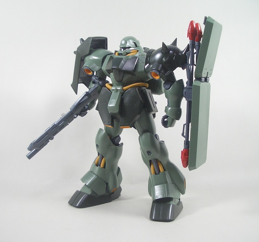 MG ギラ・ドーガ 素組みレビュー - つみプラファクトリー