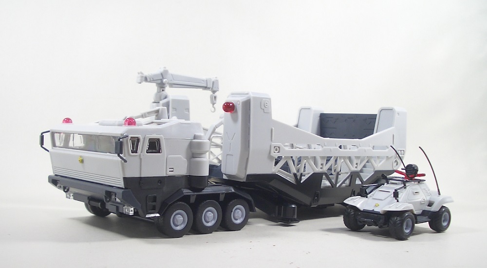 MODEROID 98式特型指揮車＆99式特型レイバーキャリア 素組みレビュー