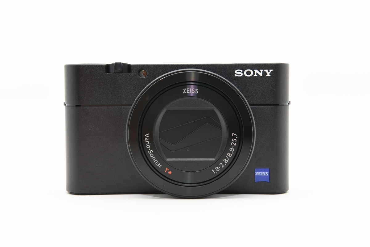 人気のコンデジ「SONY RX100シリーズ」についてあれこれ調べてまとめて