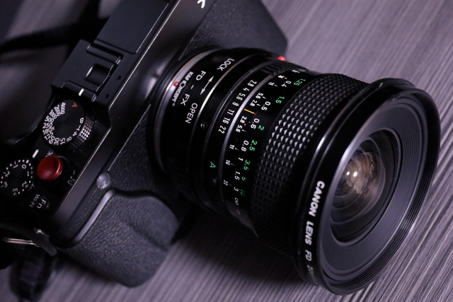 一本は欲しい広角レンズ：Canon NEW FD 20mm F2.8 - Living Happily