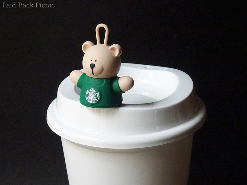 スタバ再販！即完売したリユーザブルカップ専用キャップ『リユーザブル