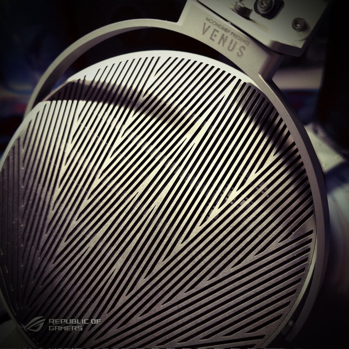 水月雨（Moondrop）が挑戦したヘッドホン -Venus 啓明星- Review