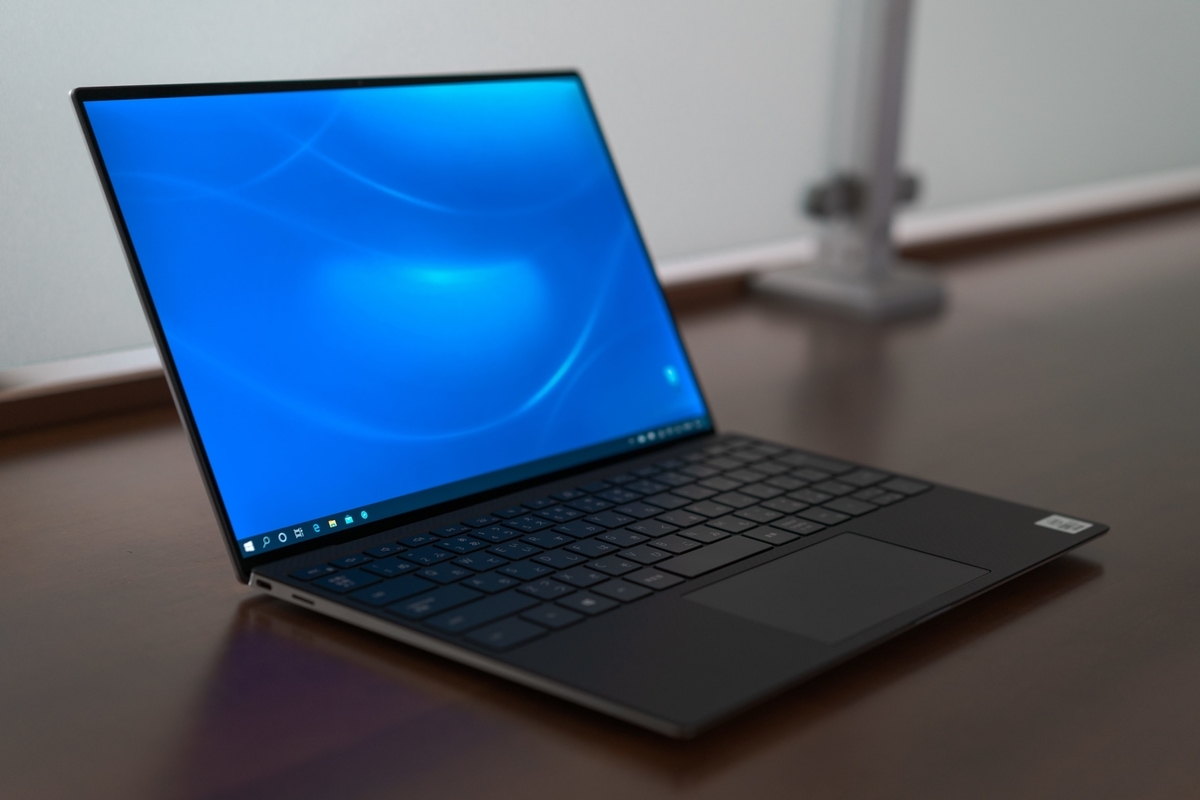 最新モデル】画像で見るDell XPS13 (9300)レビュー (デルアンバサダー