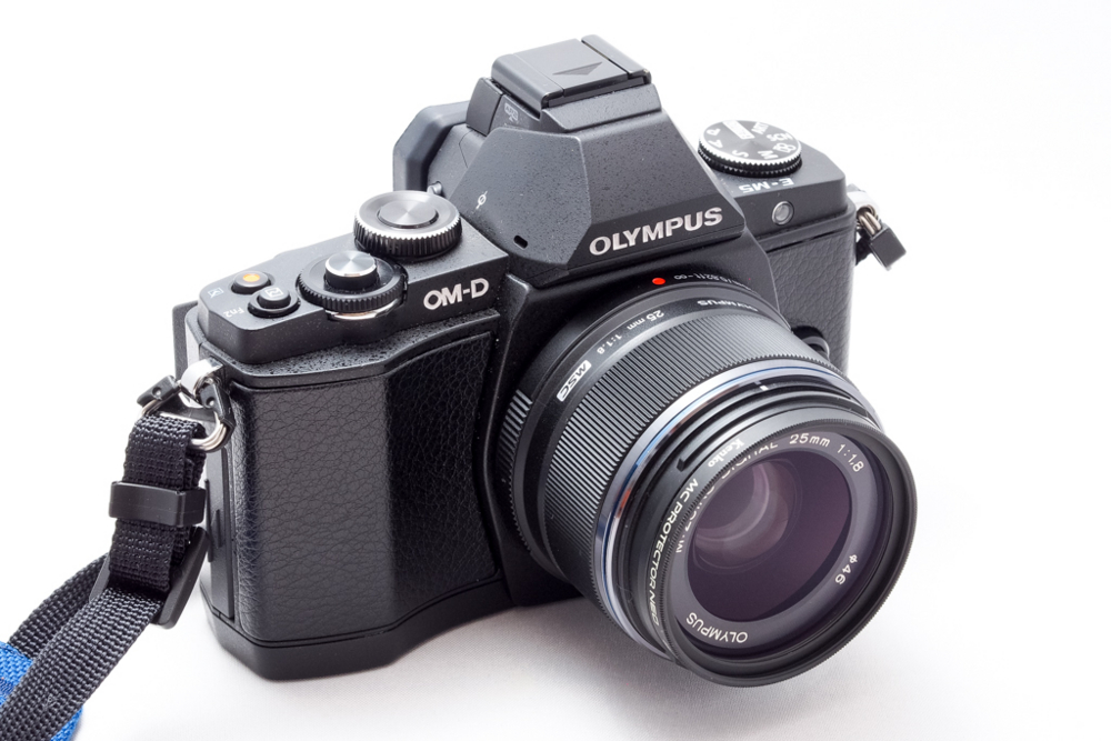 お手頃価格の標準単焦点レンズOLYMPUS「M.ZUIKO DIGITAL 25mm F1.8」を