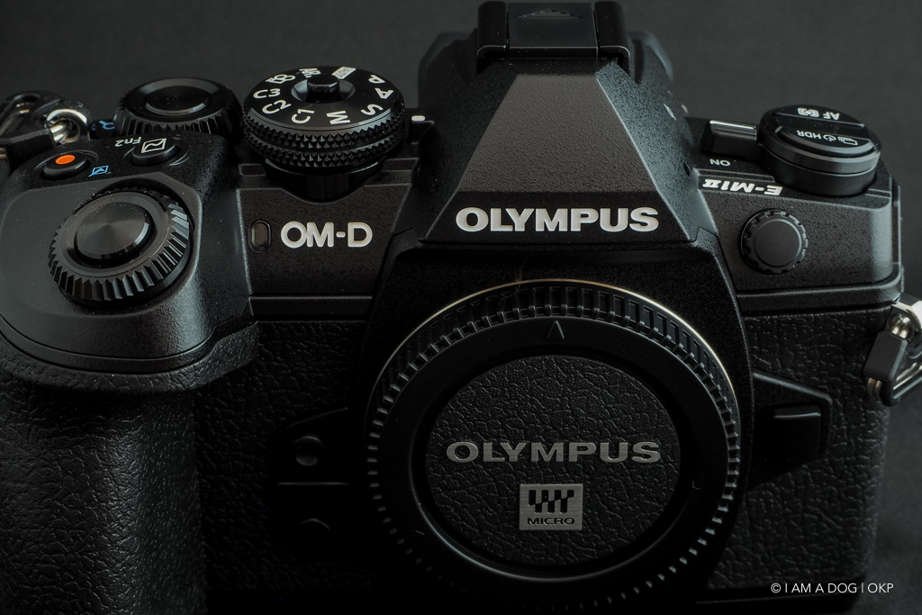 本日発売「OLYMPUS OM-D E-M1 Mark II」が我が家にやってきた！【新