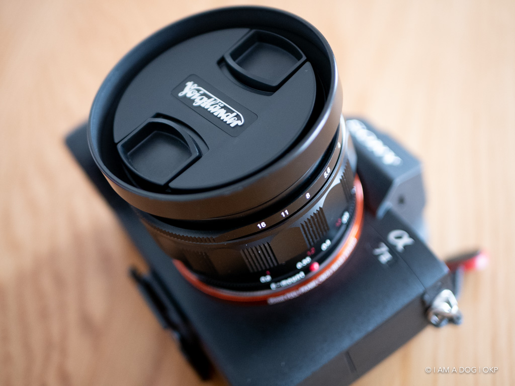 ネオクラシカルな単焦点レンズ VoightLander「NOKTON Classic 35mm F1