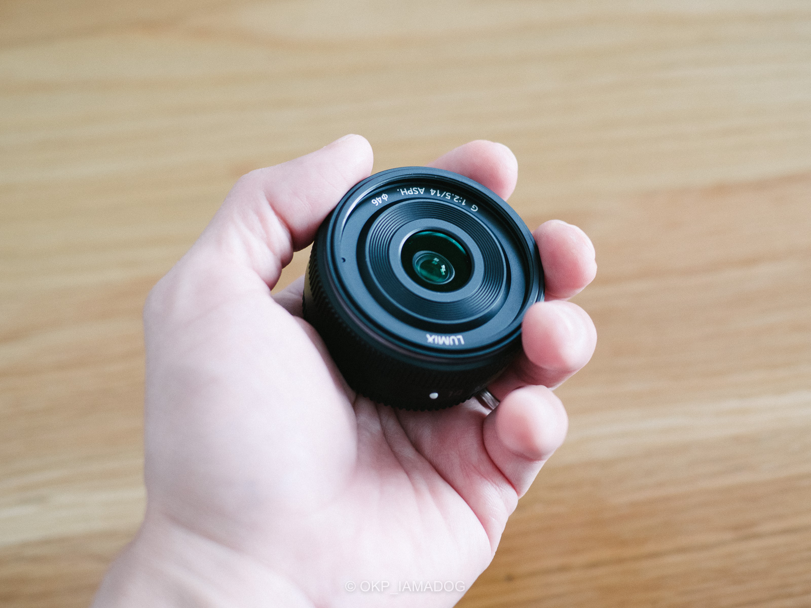 スナップから旅行のサブレンズまで、パナソニック LUMIX G 14mm / F2.5