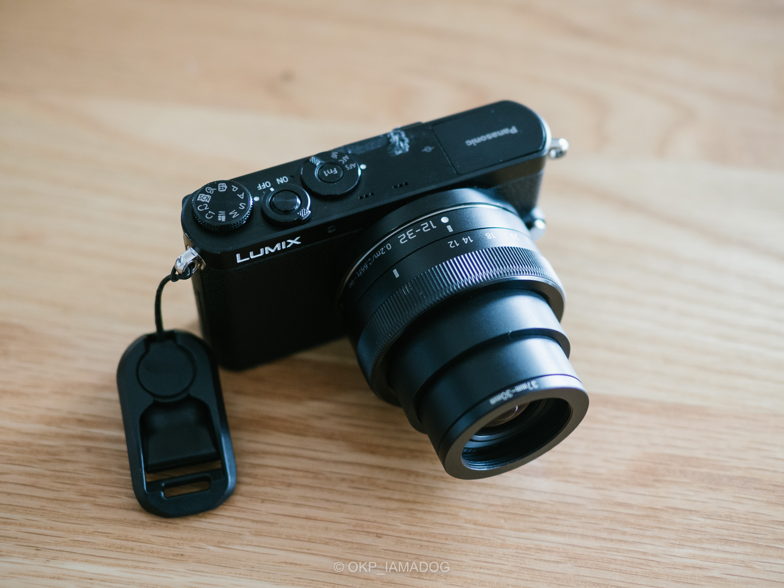 記録写真に最適なパンケーキズーム、パナソニック LUMIX G VARIO 12