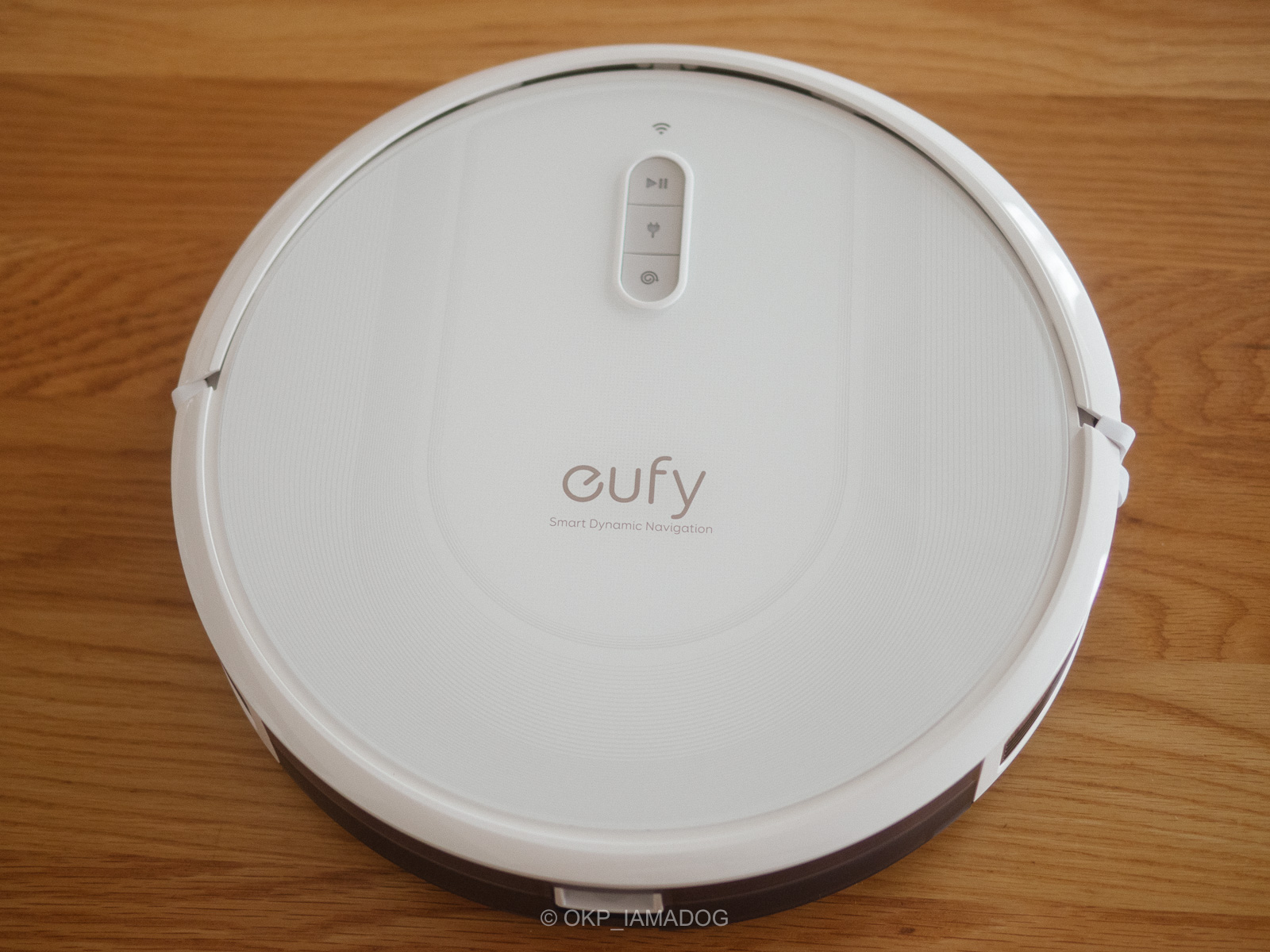 コスパ抜群、水拭き対応で必要十分のロボット掃除機：Eufy RoboVac G30