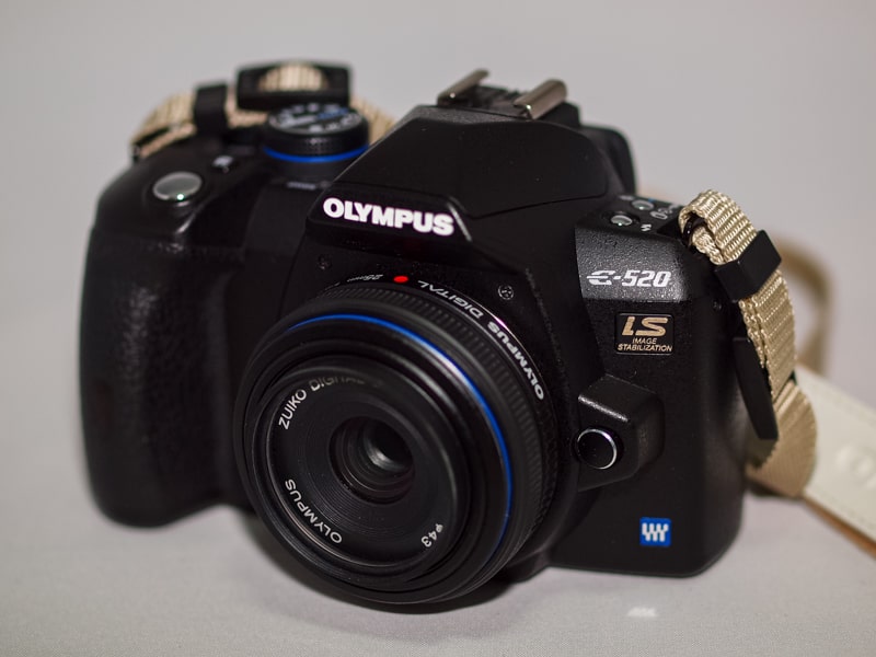 最初に手にした一眼レフカメラ OLYMPUS E-520を再び手に入れて初心を