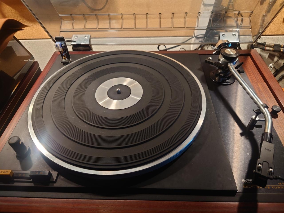 MICRO MR-611 ベルトドライブの傑作機 サブシステムに復帰 - 音遊び