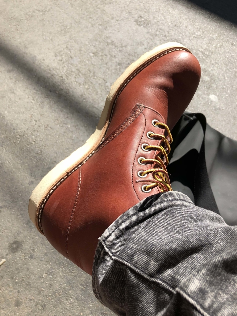 王道ワークブーツのプレーントゥモデル〜レッドウィング9105 経年変化