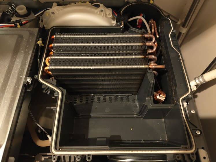 パナソニック ドラム式洗濯機 DIYでヒートポンプ交換 - PONPONパンパン