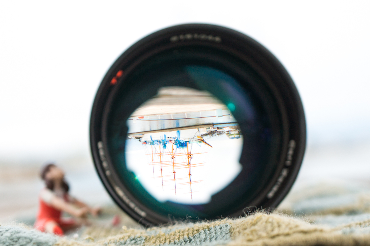 クリアな描写が美しい：CONTAX Planar T*85mm F1.4 AEG - レンズを絵筆