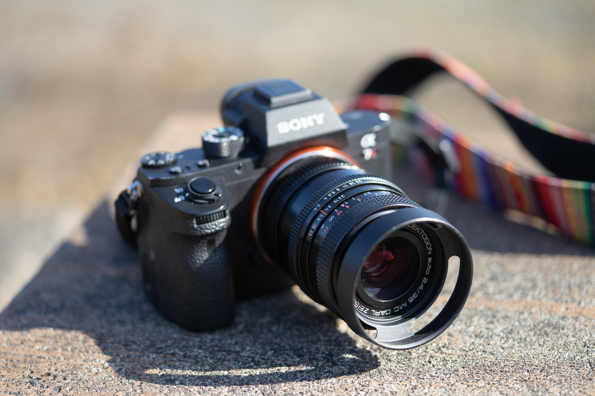 ぶら散歩ならこれ：Flektogon 35mm F2.4 - レンズを絵筆に、光を絵具に