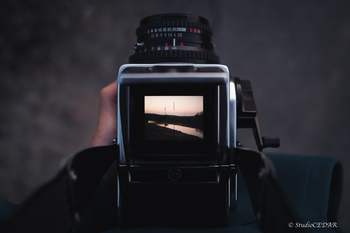 ウエストレベルファインダーのすすめ【ハッセルブラッド500CM】 - 『す