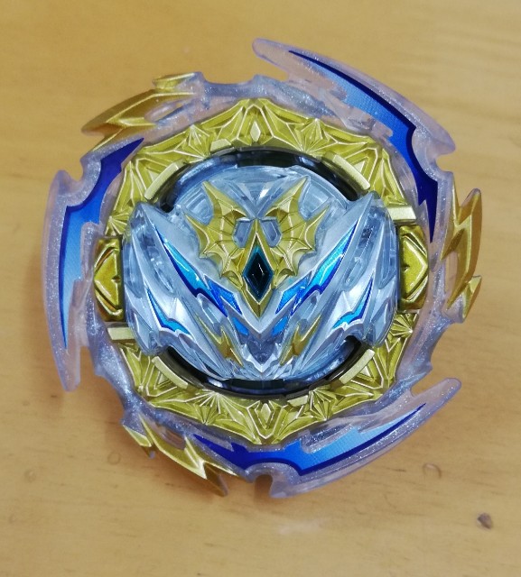豪華絢爛】ダイナマイトベリアルパーフェクトギア 聖王ver. - BEYBLADE X