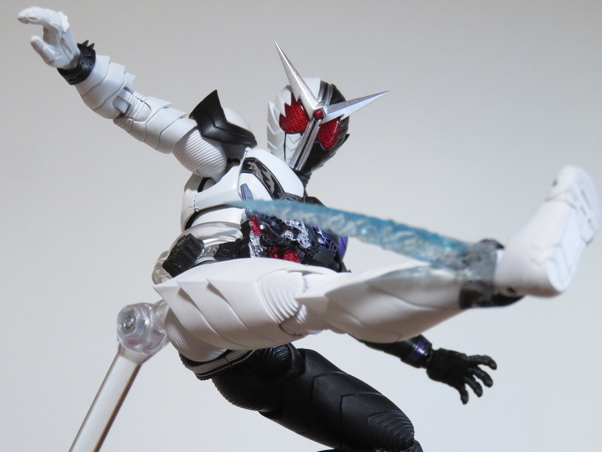 S.H.Figuarts（真骨彫製法） 仮面ライダーW ファングジョーカー（風都