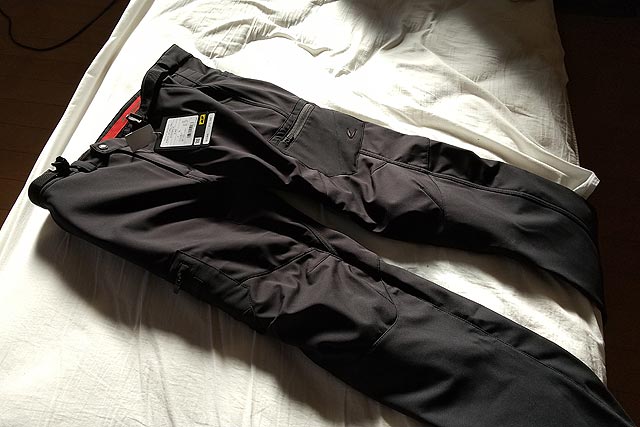 ウインドストップソフトシェルパンツ