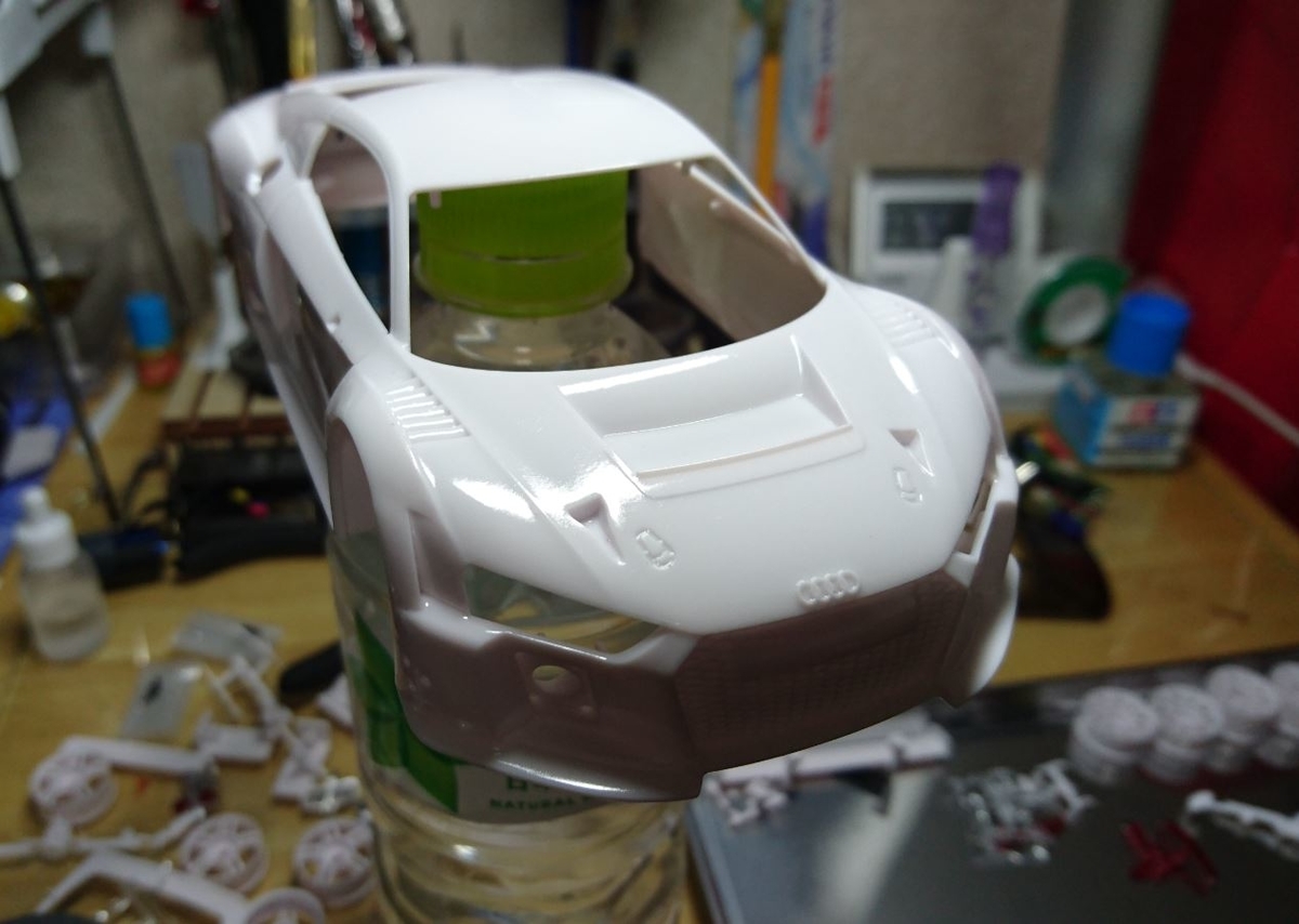 Mini-Z】MR-03の定番ボディを塗る！～サーフェイサー編～ - てぃ～える