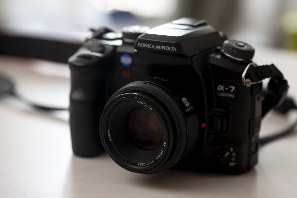 □明るい単焦点 MINOLTA AF 50mm F1.7 #4977 Amazon.com : Minolta AF