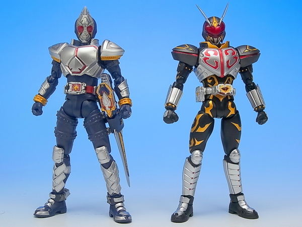 S.H.フィギュアーツ 仮面ライダーカリス レビュー - YOの玩具箱