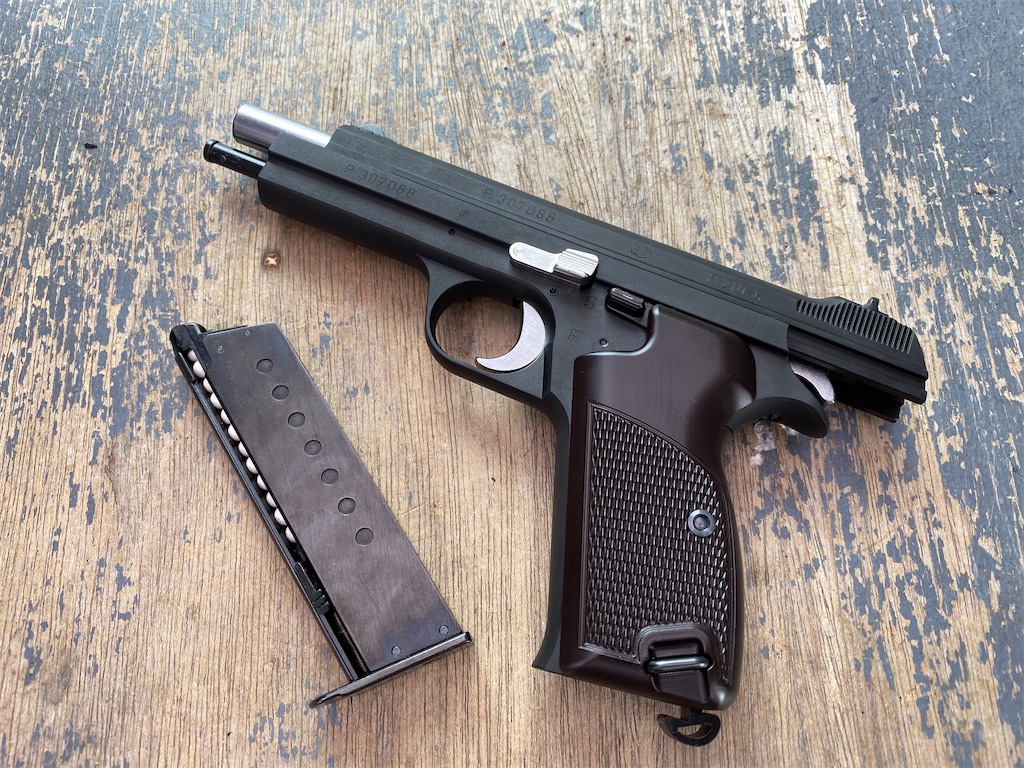 トイガン紹介】マルシン工業 SIG P210 HW - アンダーソンの