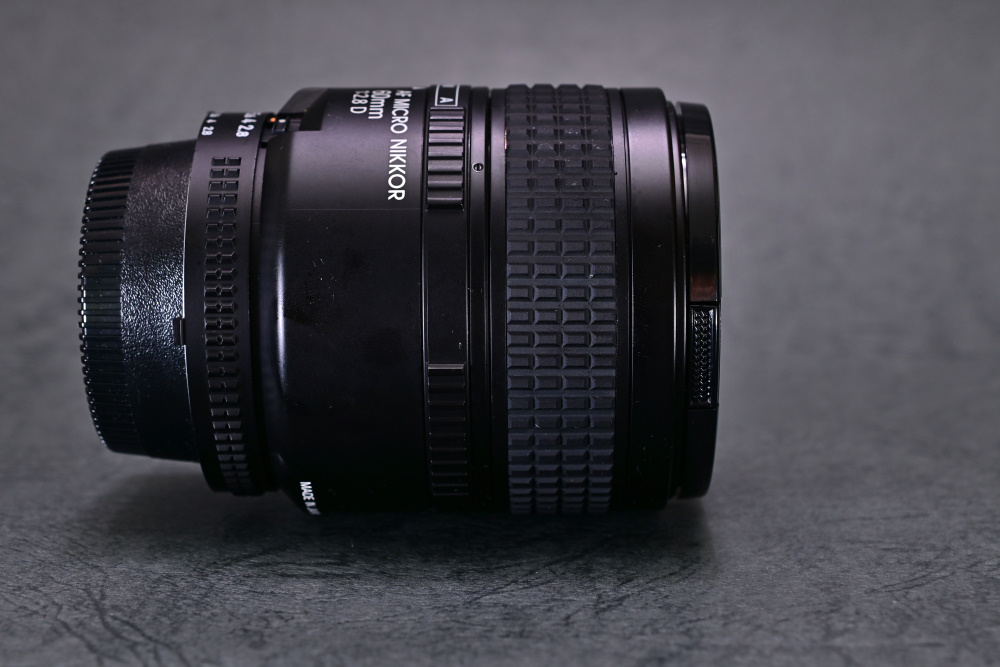 AI AF Micro-Nikkor 60mm f/2.8D - あおかみろんぐ