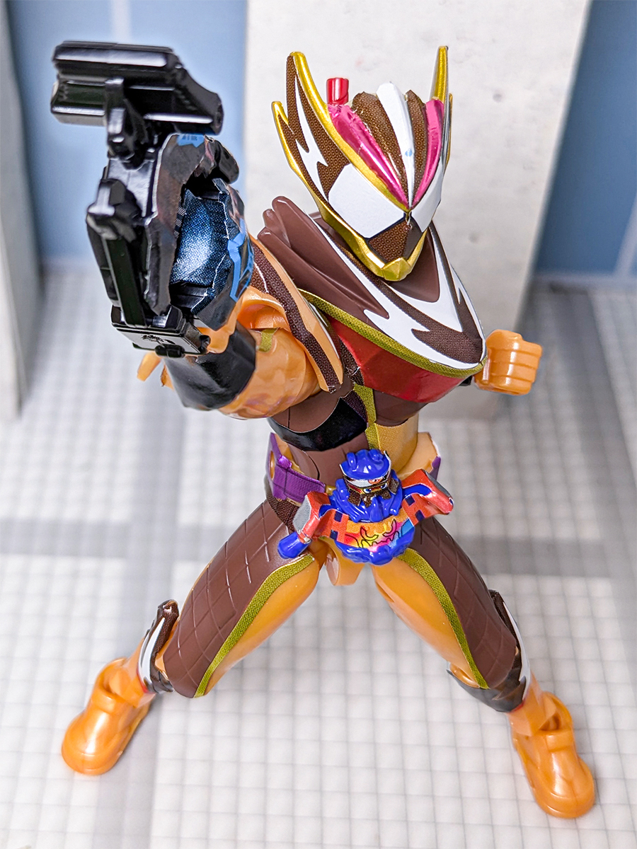 最速発売/ヴァレン フラッペカスタム収録の装動GV3は明日発売‼ あの