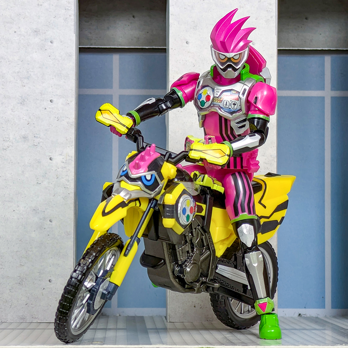 明日 11月25日（月）発売!!】「SO-DO CHRONICLE 仮面ライダーエグゼ