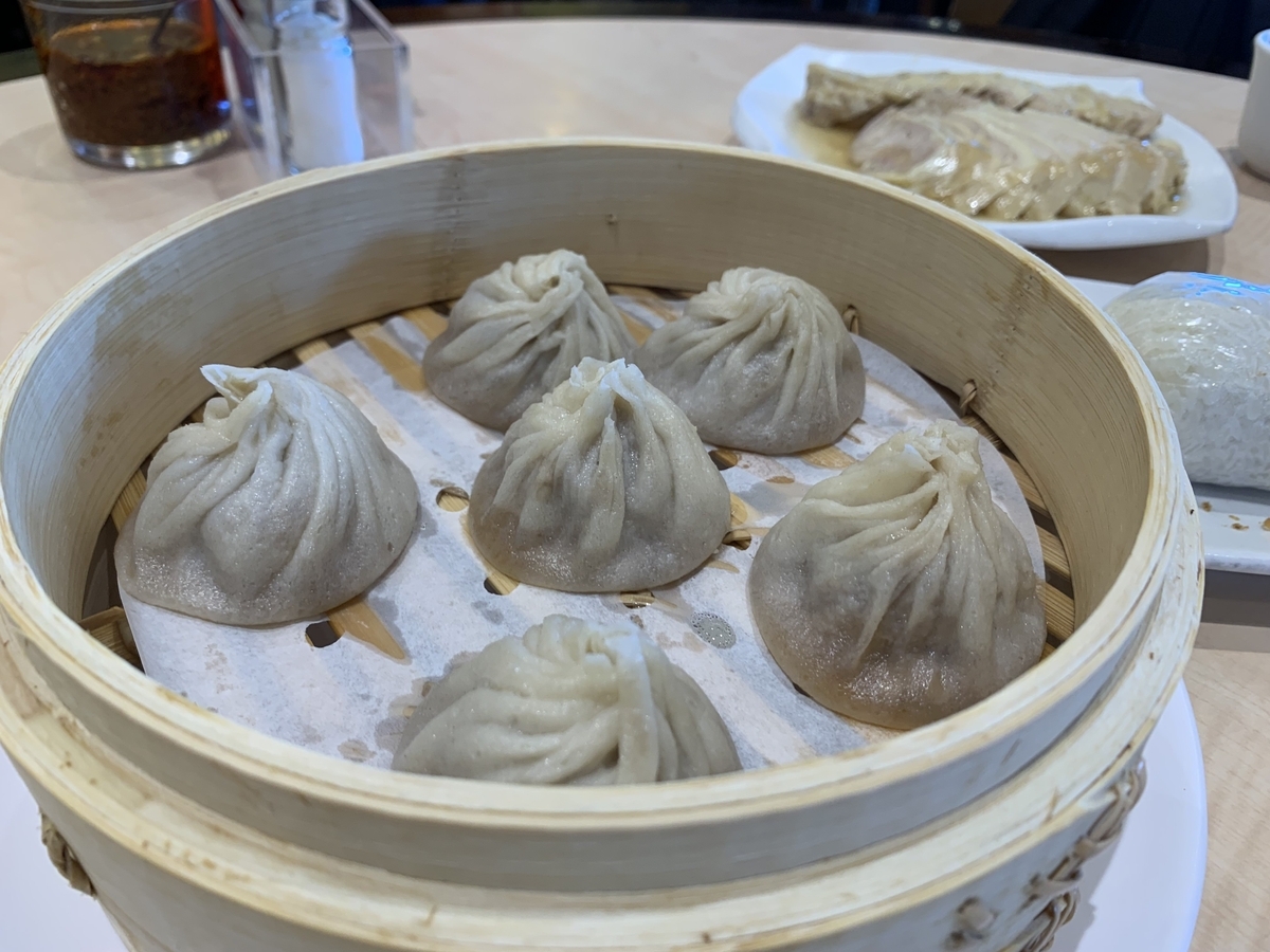 なんちゃって鼎泰豊 - かなこ ❘ カナダのグルメ・レストランを紹介