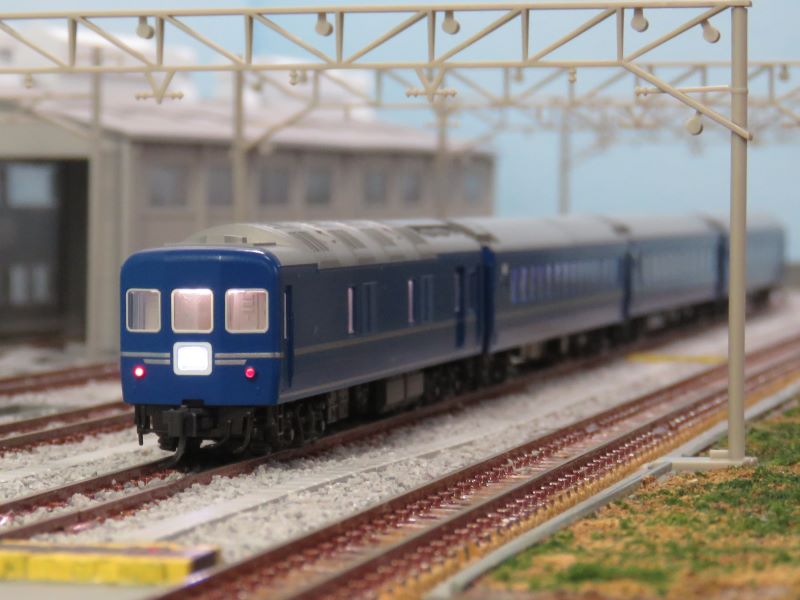 Nゲージ】 24系25形 ブルートレイン 寝台特急富士 - NEW CHIBA