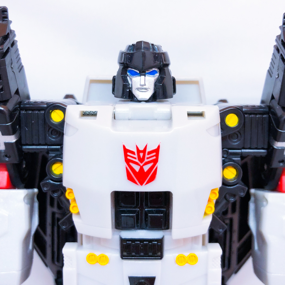 トランスフォーマー：Botcon2008 シャッタードグラス メガトロン