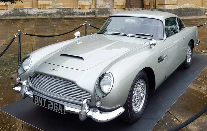 007の愛車【ボンドカー】全23車種を徹底紹介！ジェームズの歴代の愛車