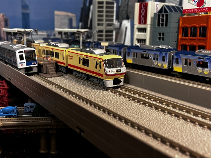 西武鉄道 10000系 レッドアロークラシック Bトレインショー