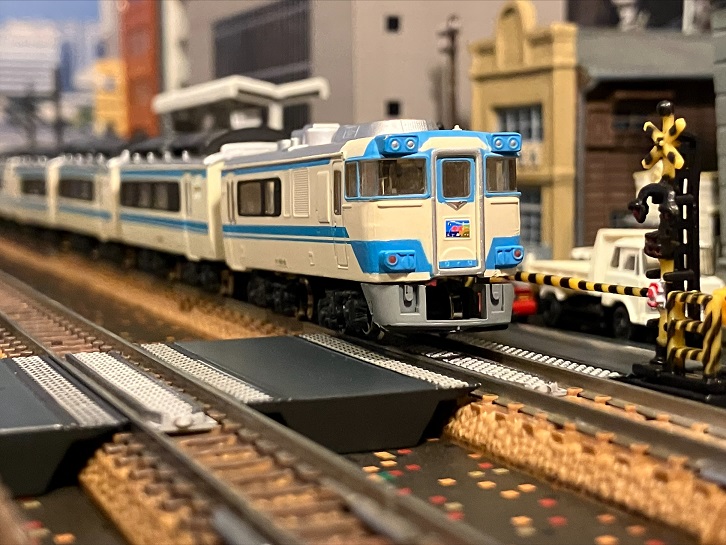 JR四国 キハ181系気動車 四国色 Bトレインショーティー - 京阪神