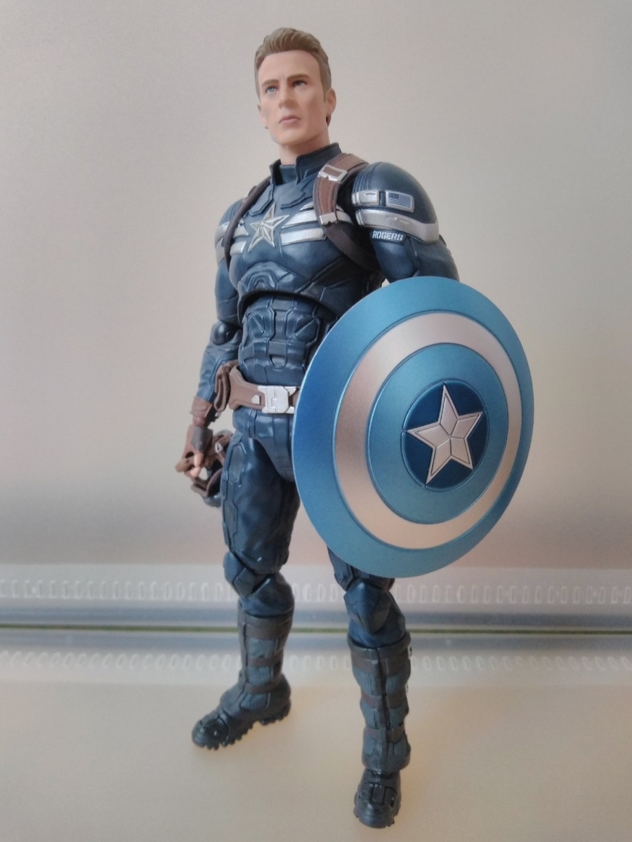 MAFEX マフェックス キャプテン・アメリカ (ステルススーツ) レビュー