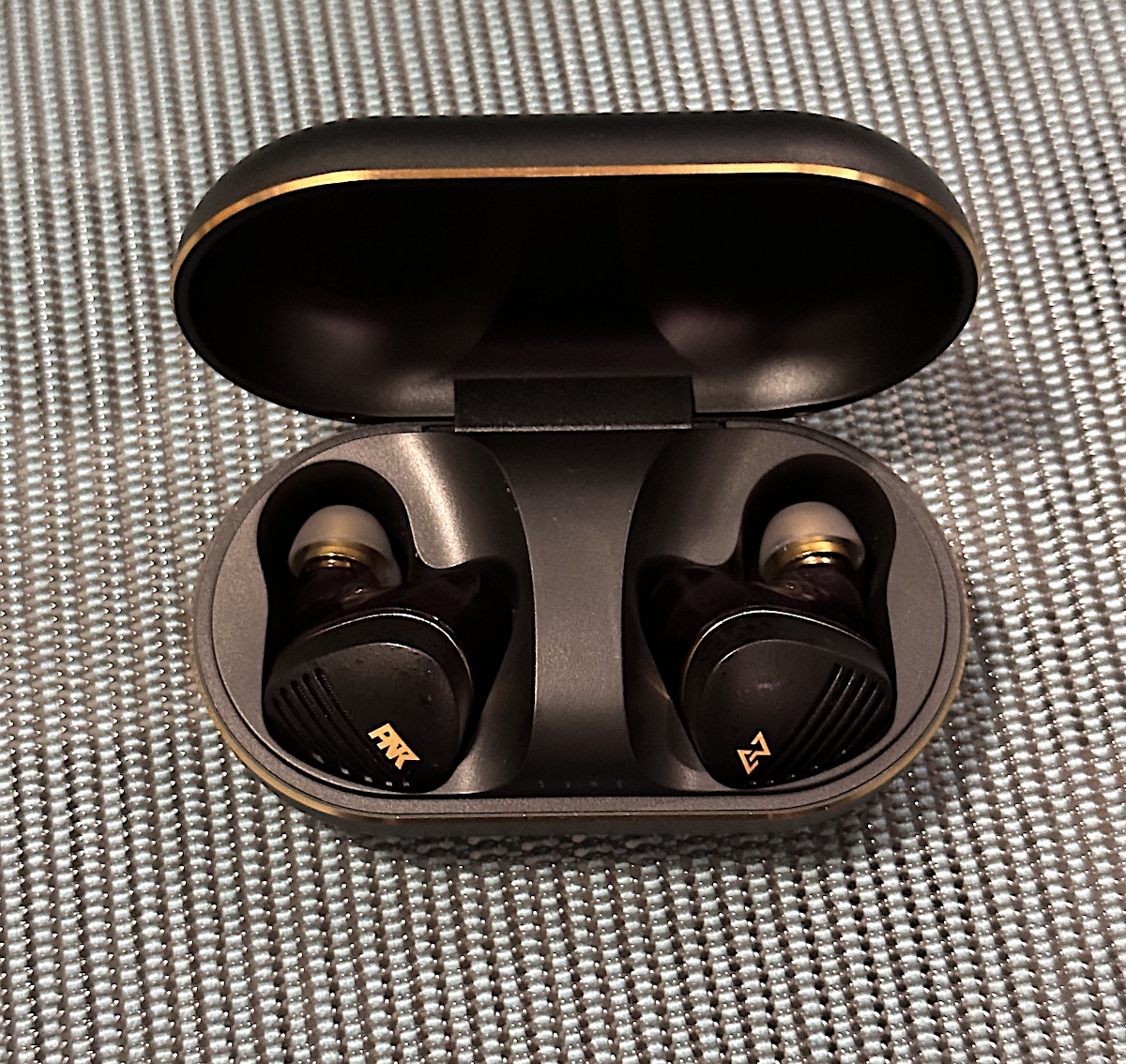 AVIOT「TE-Z1PNK 」レビュー② 『音質ファーストインプレッション 前編