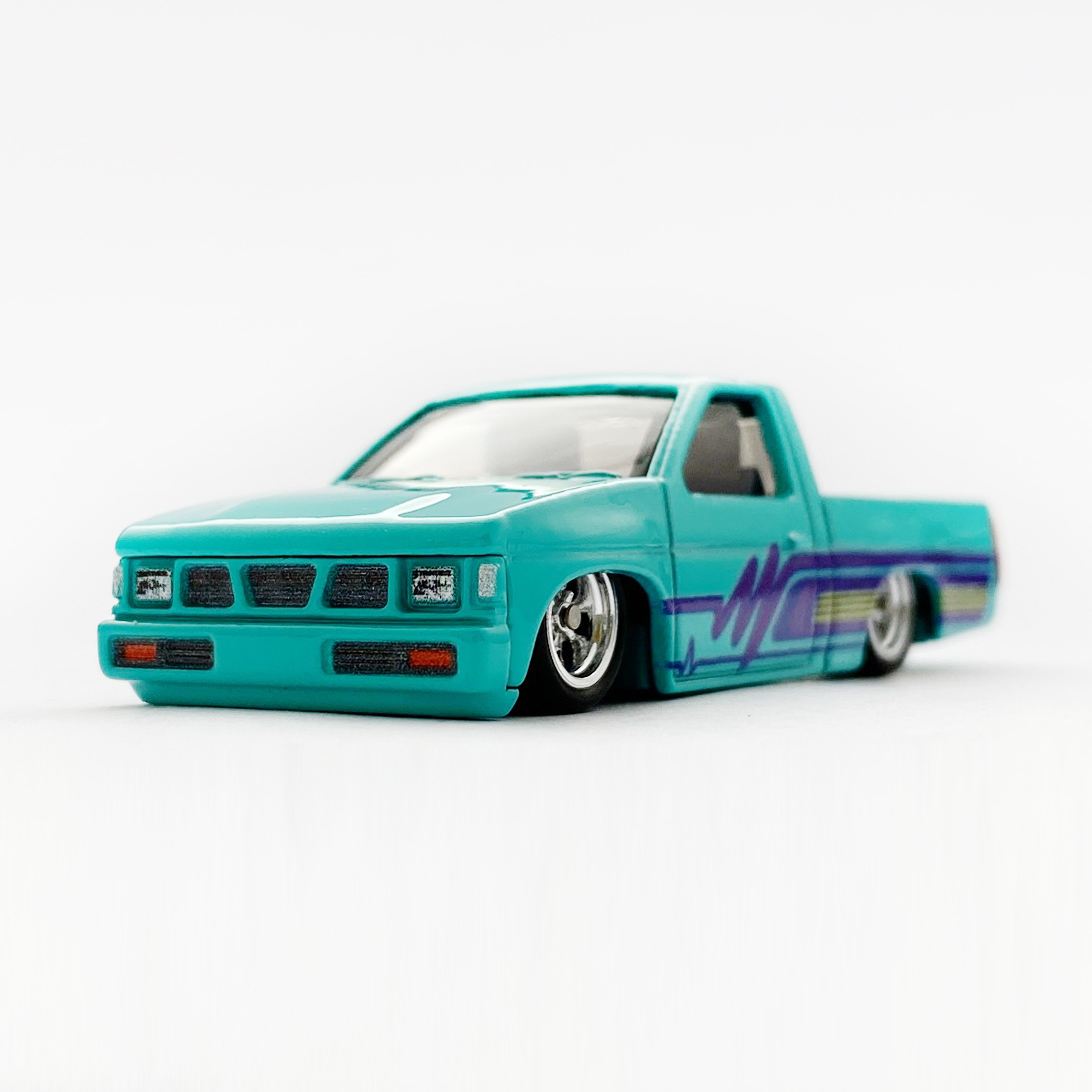 CUSTOM '93 NISSAN HARDBODY (D21) - 増えすぎたミニカーに愛を捧ぐ