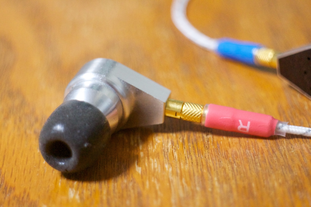 レビュー】oBravo erib-2a なんじゃこりゃ！と叫ぶイヤホン - 旧ヘッド